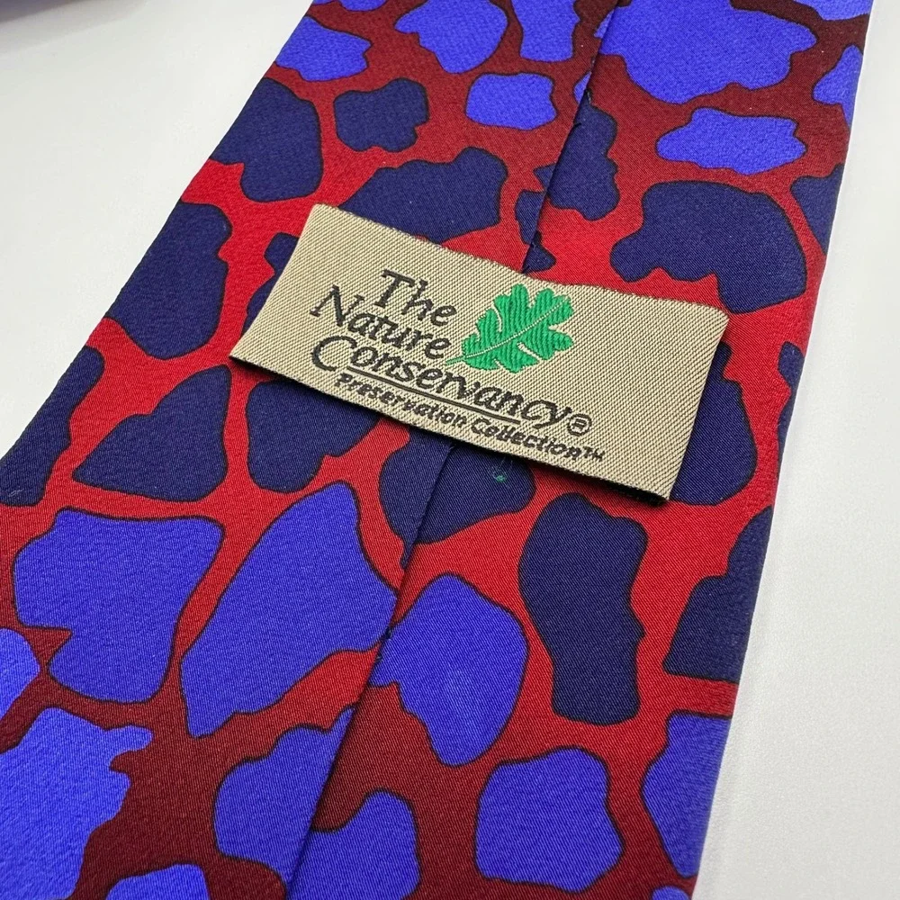 The Nature Conservancy Karen Bierce‎ Silk Giraffe Print Tie Purple Blue Red